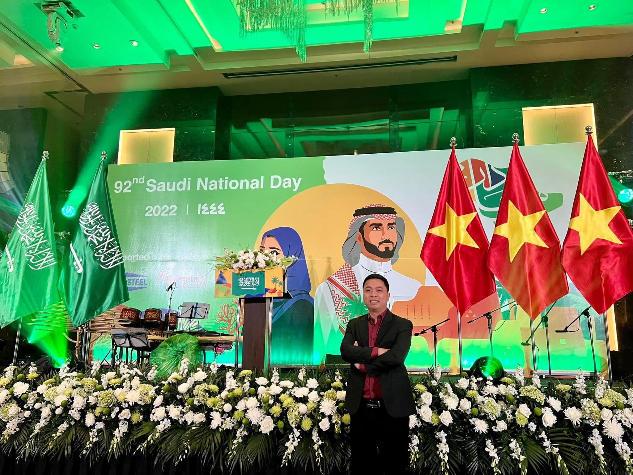 Dự lễ kỷ niệm quốc gia tại Đại sứ quán Saudi Arabia