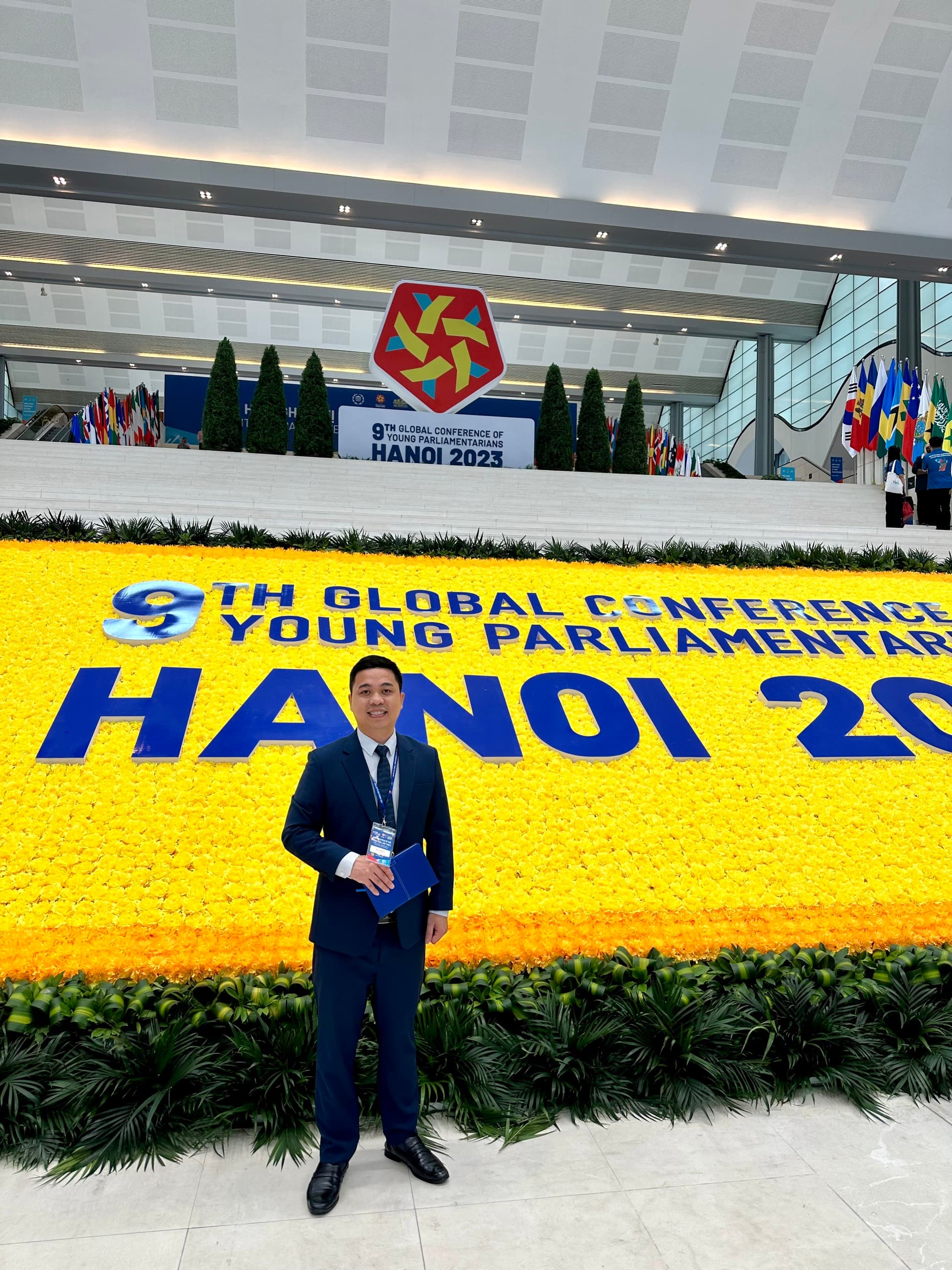 Tham dự Hội nghị Nghị sĩ trẻ toàn cầu