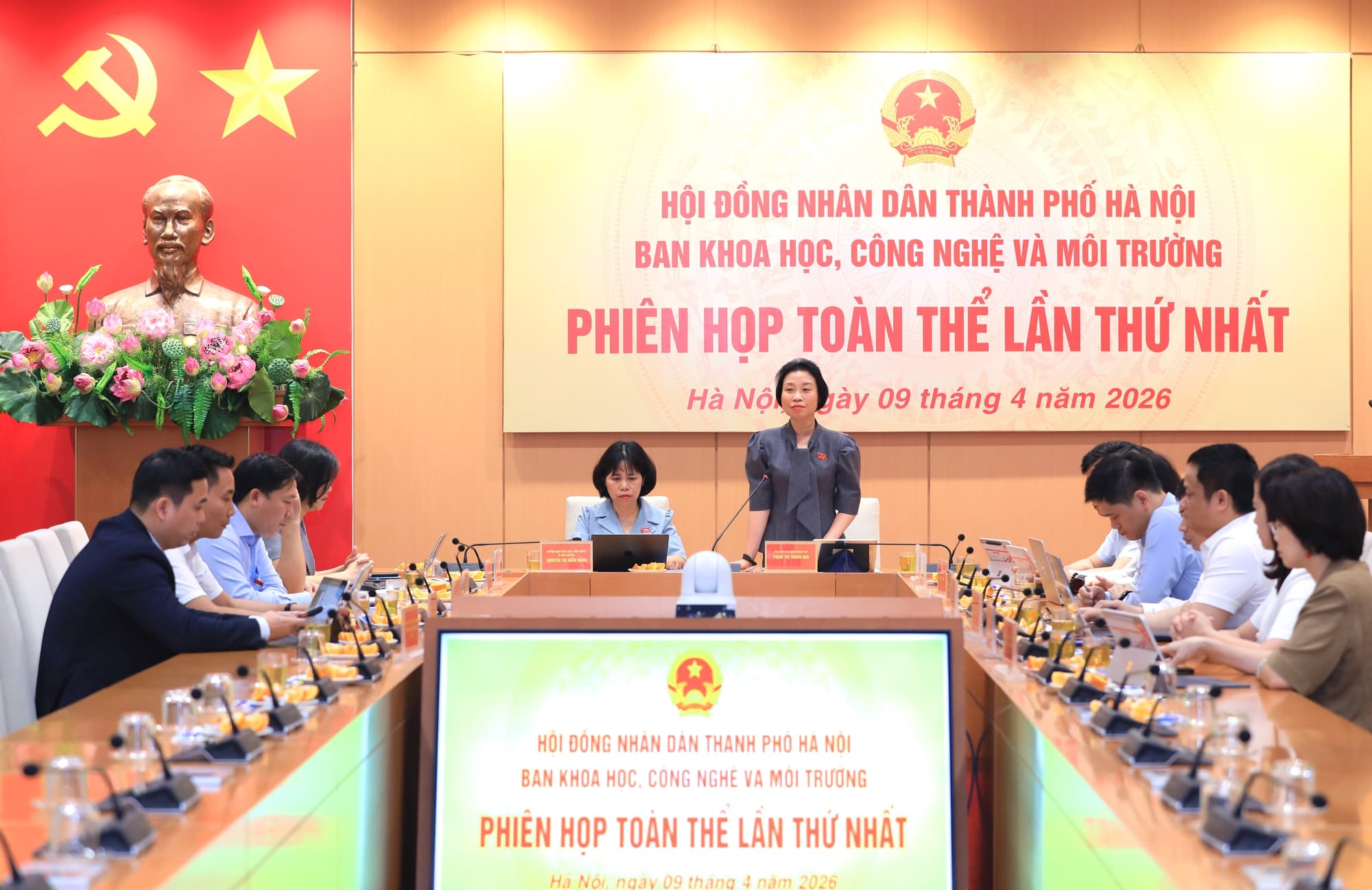 Dự Phiên họp toàn thể của Ban KHCN&MT